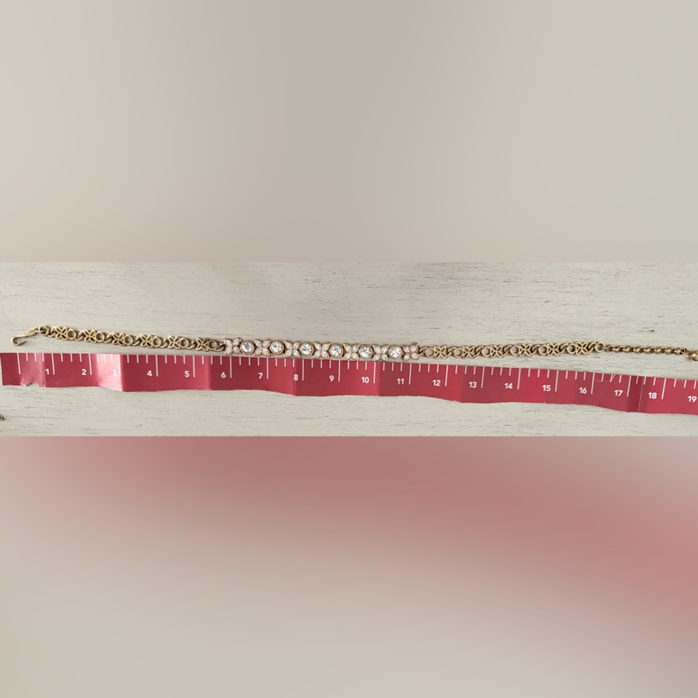 NAPIER Vintage Signed Rare Gorgeous Floral Clear Crystal Gold Necklace. - Picture 9 of 10